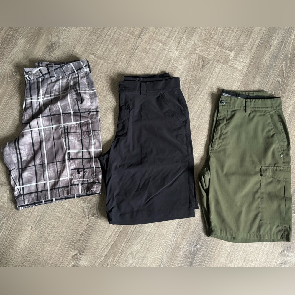 Under Armour Cargo Shorts Trio - Black, Green, Plaid